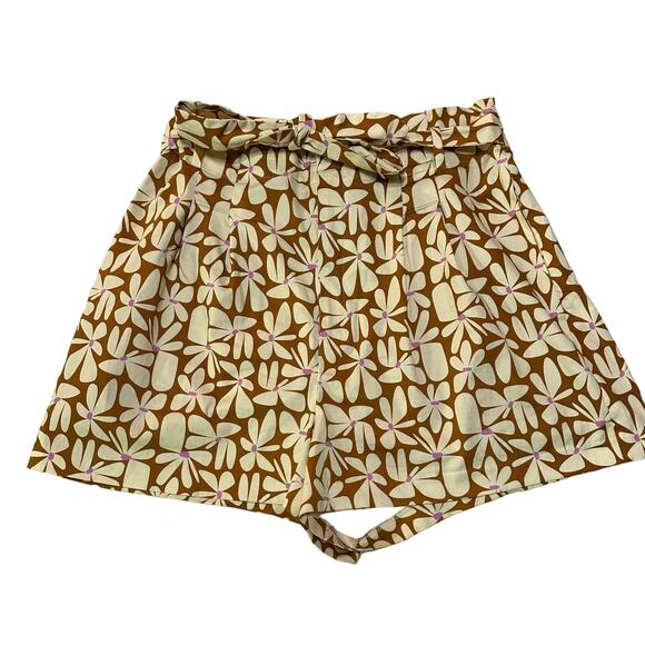 Hutch High-Waisted Pleated Daisy Shorts - Picture 4 of 8